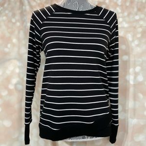 Danskin XS Black & White french terry tunic top